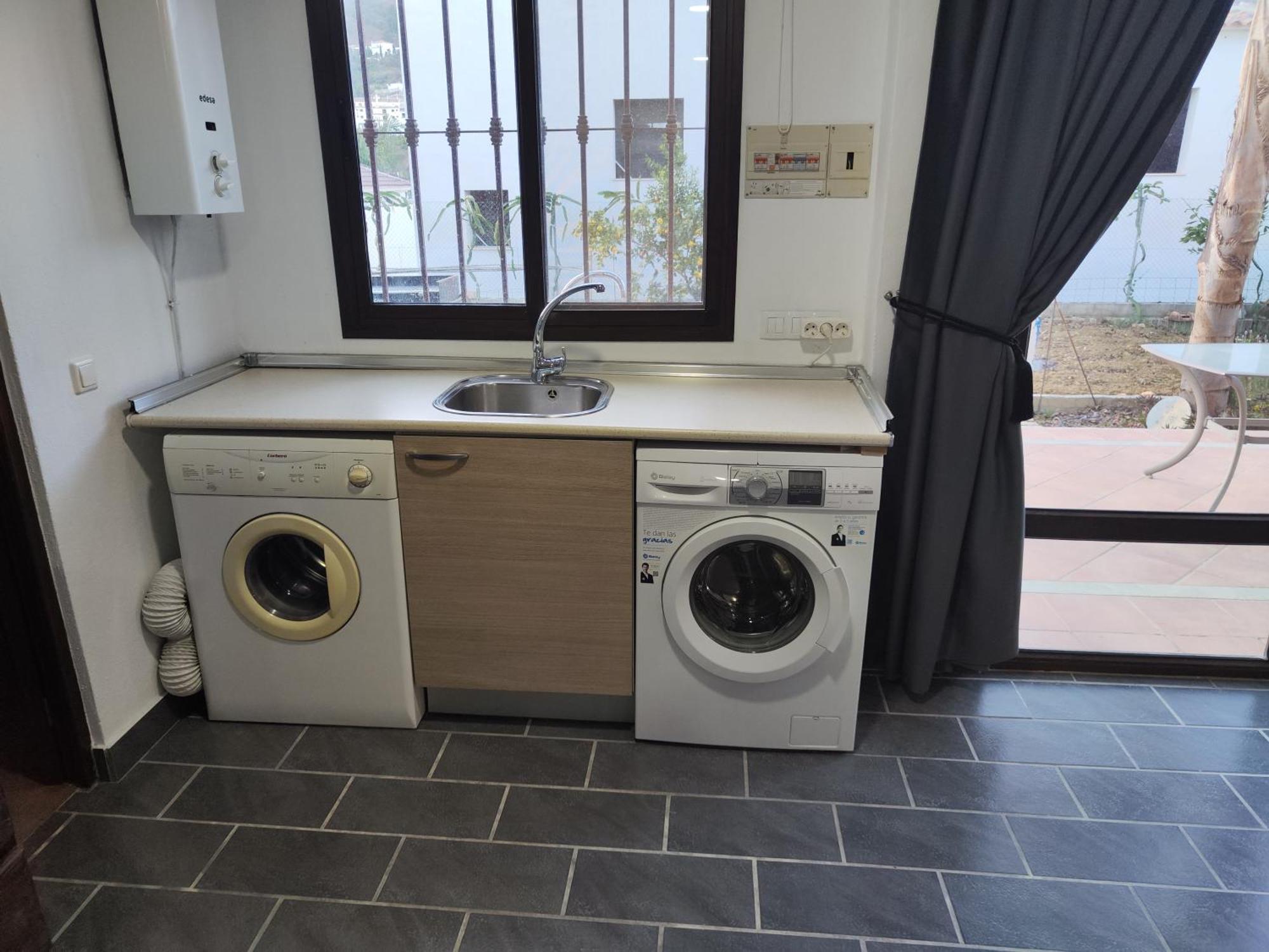 Casa Rural Sierra De Las Nieves 2 トロクス エクステリア 写真